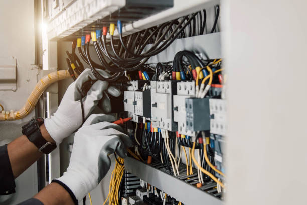 Best Local Electrician Companies  in Middlebury, IN